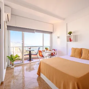  Apartamento Sea & Mountain, Front Line, 1 Min To By 10tosea España