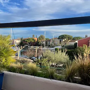 https://apartment-port-grimaud-83310.fr-provencehotel.com